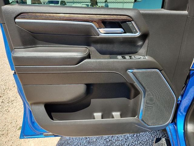 Photo of 2022 Dynamic Blue Metallic GMC Sierra 1500