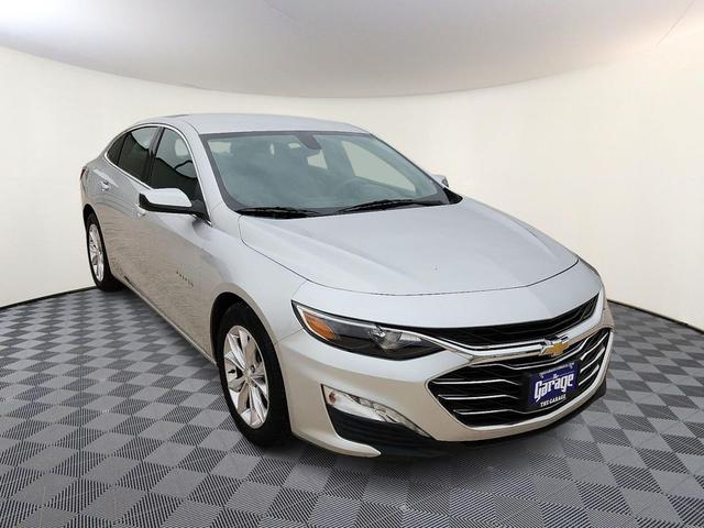 Photo of 2020 Silver Ice Metallic Chevrolet Malibu