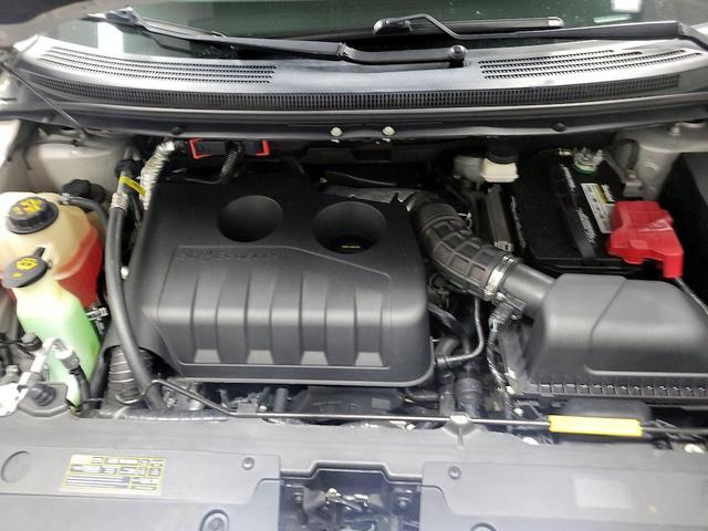 Photo of 2013 Silver Ford Edge