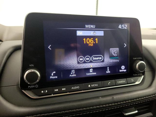 Photo of 2023 Black Nissan Rogue