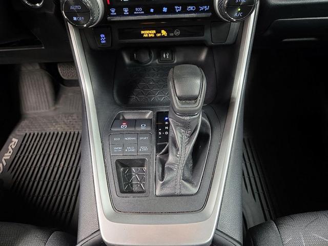 Photo of 2019 Black Toyota RAV4