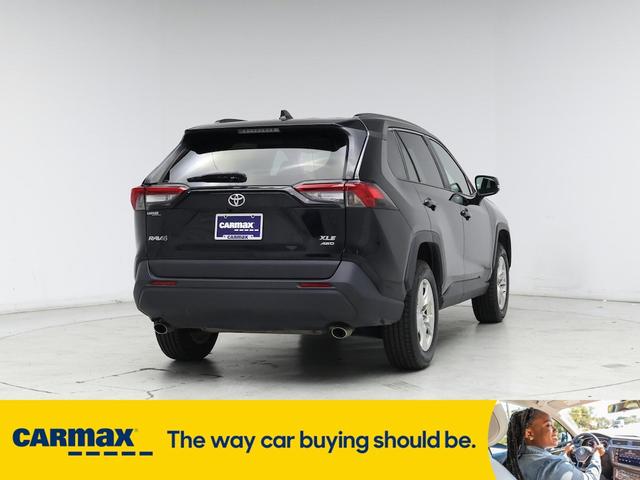 Photo of 2019 Black Toyota RAV4