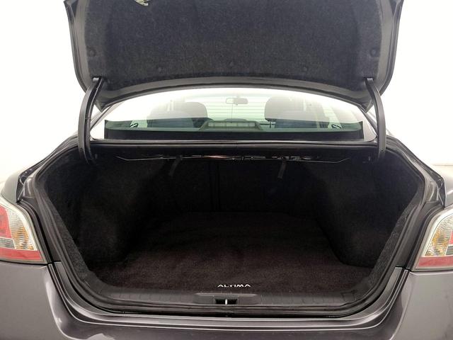 Photo of 2015 Gray Nissan Altima