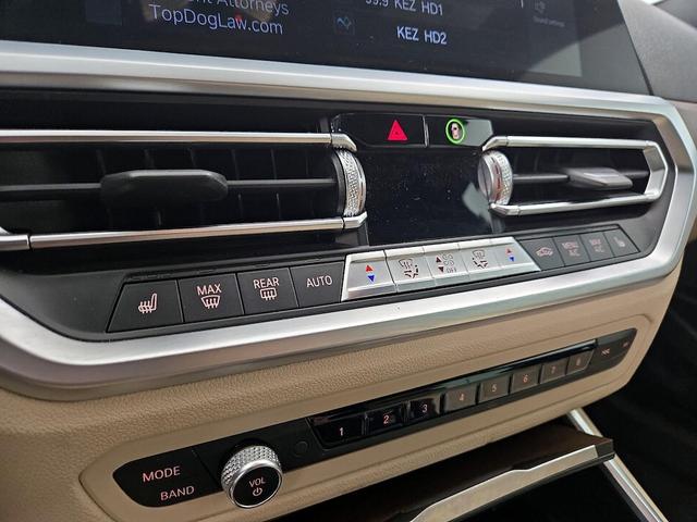 Photo of 2021 White BMW 330e