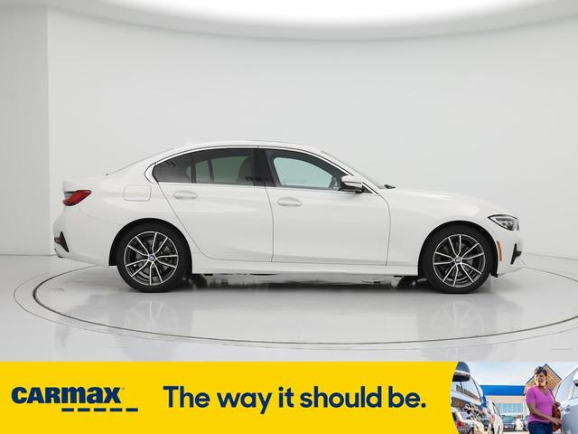 Photo of 2021 White BMW 330e