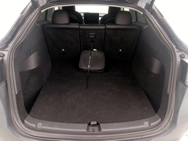 Photo of 2022 Gray Tesla Model Y