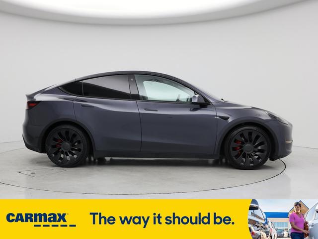Photo of 2022 Gray Tesla Model Y