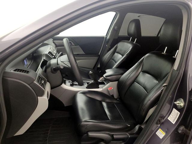 Photo of 2014 Gray Honda Accord