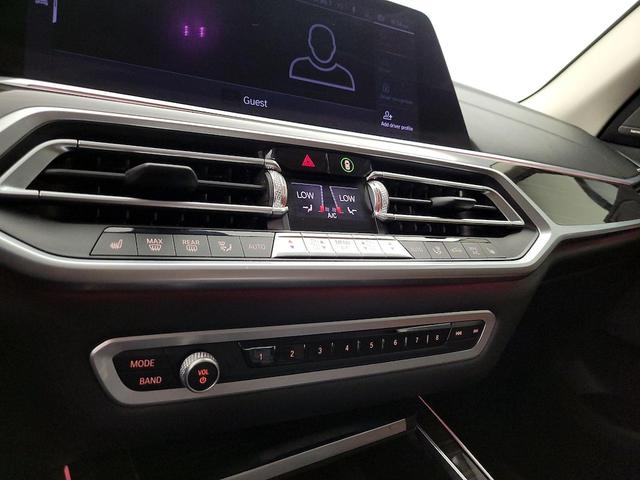 Photo of 2020 Gray BMW X7