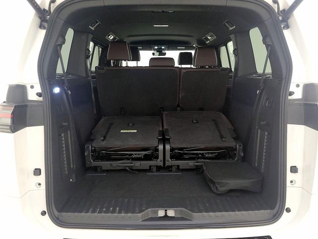 Photo of 2025 White Volkswagen ID. Buzz
