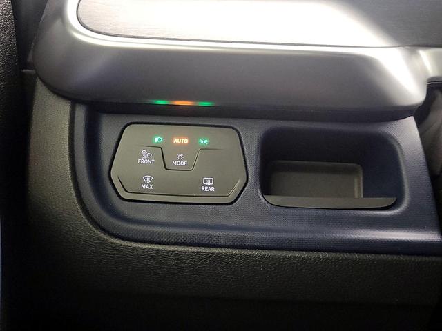 Photo of 2025 White Volkswagen ID. Buzz