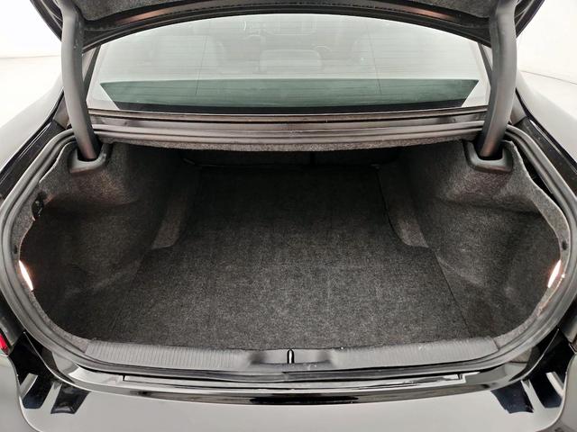 Photo of 2021 Black Dodge Charger