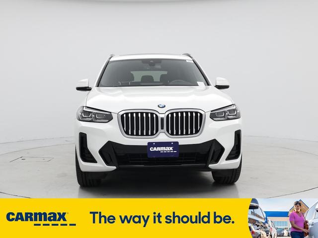 Photo of 2022 White BMW X3