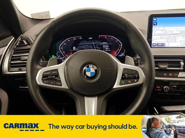Photo of 2022 White BMW X3