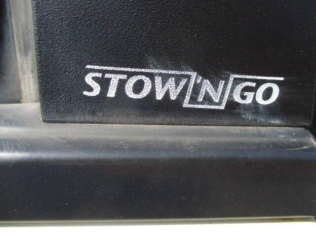 Photo of 2010 Off White Dodge Grand Caravan