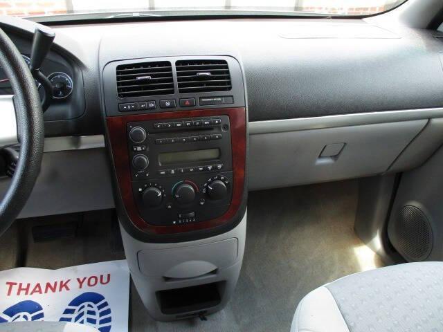 Photo of 2008 Slate Metallic Chevrolet Uplander