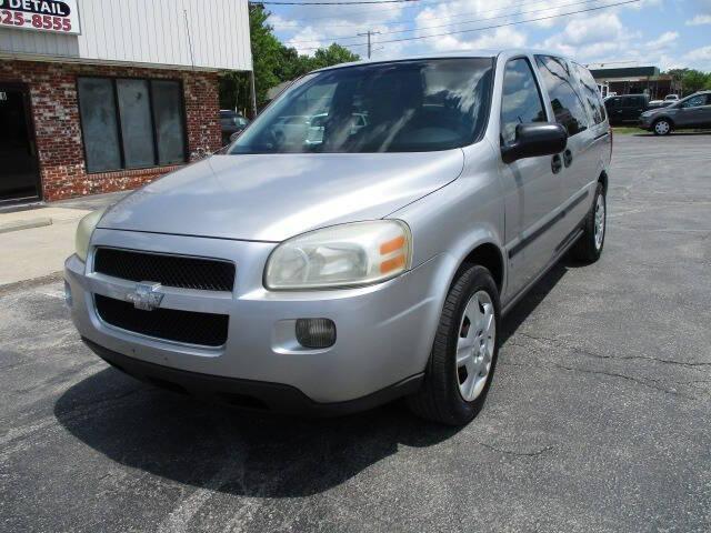 Photo of 2008 Slate Metallic Chevrolet Uplander