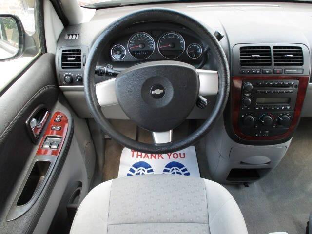 Photo of 2008 Slate Metallic Chevrolet Uplander
