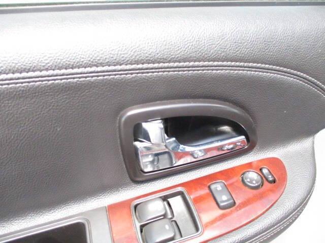 Photo of 2008 Slate Metallic Chevrolet Uplander