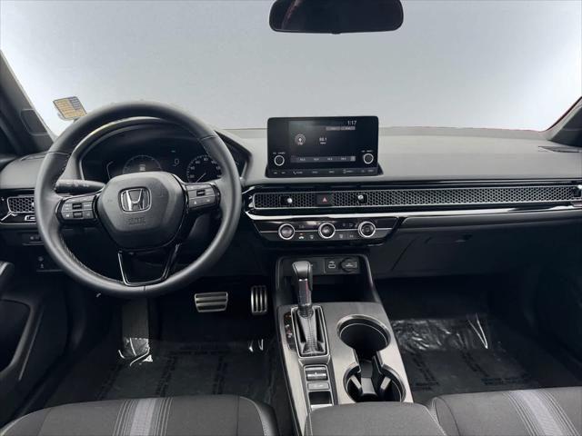 Photo of 2024 Sonic Gray Pearl Honda Civic