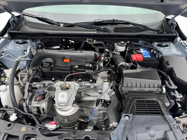 Photo of 2024 Sonic Gray Pearl Honda Civic
