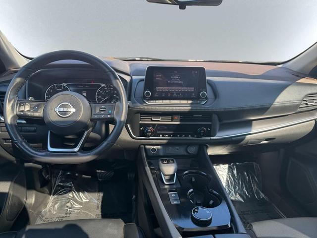 Photo of 2023 Gun Metallic Nissan Rogue