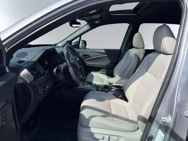 Photo of 2022 Lunar Silver Metallic Honda Passport