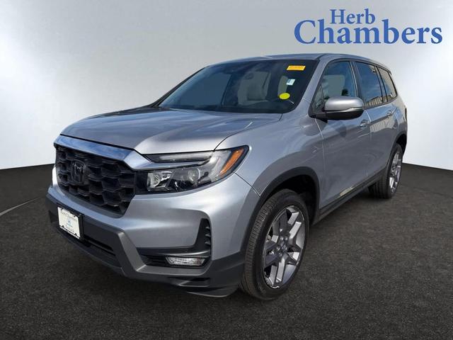 Photo of 2022 Lunar Silver Metallic Honda Passport