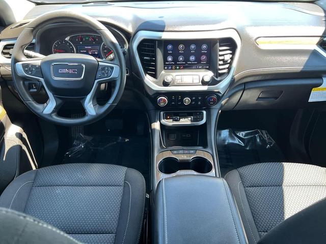 Photo of 2022 Summit White GMC Acadia