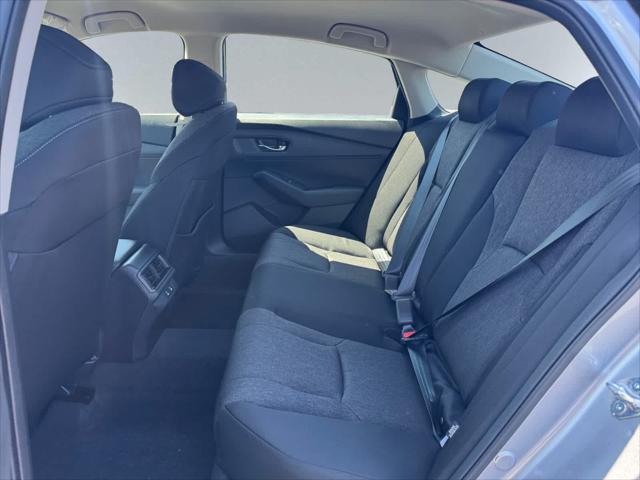 Photo of 2025 Solar Silver Metallic Honda Accord