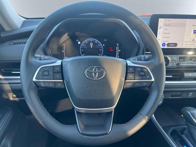 Photo of 2024 Ruby Flare Pearl Toyota Grand Highlander