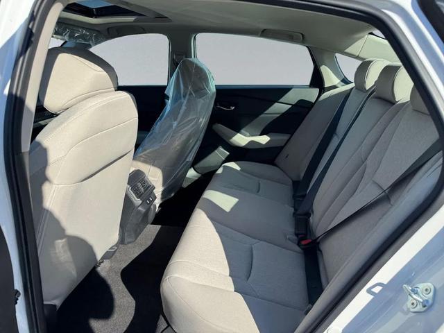 Photo of 2025 Platinum White Pearl Honda Accord