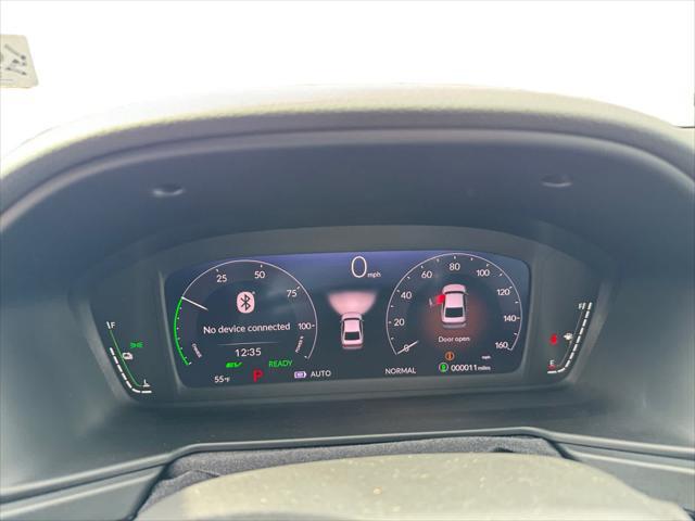 Photo of 2025 Platinum White Pearl Honda Accord Hybrid