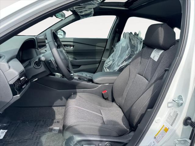 Photo of 2025 Platinum White Pearl Honda Accord Hybrid