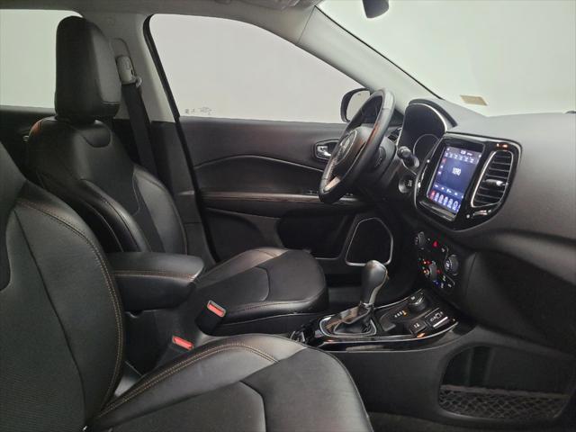 Photo of 2020 Gray Jeep Compass