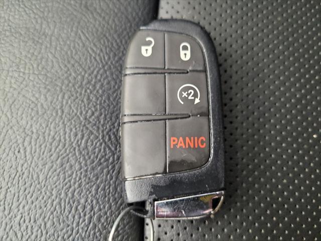 Photo of 2020 Gray Jeep Compass