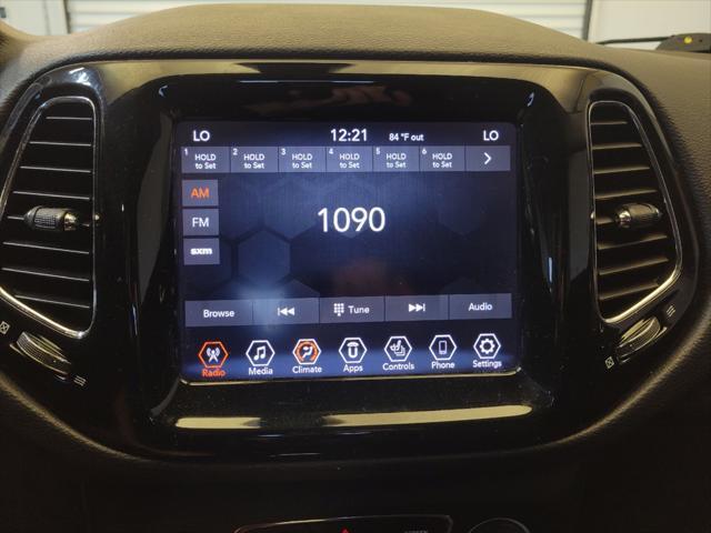 Photo of 2020 Gray Jeep Compass