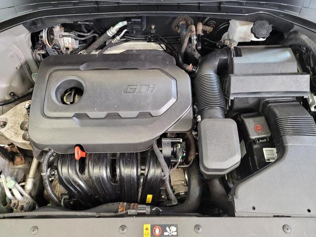 Photo of 2016 Platinum Graphite Kia Sorento
