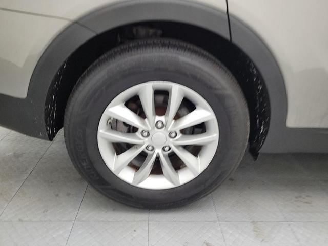 Photo of 2016 Platinum Graphite Kia Sorento