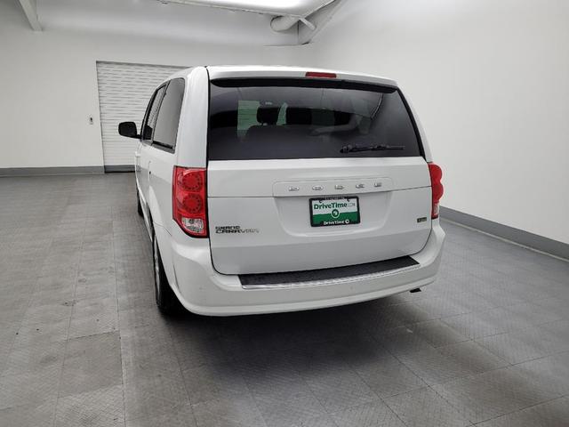 Photo of 2014 Bright White Clearcoat Dodge Grand Caravan