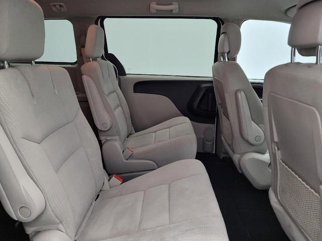 Photo of 2014 Bright White Clearcoat Dodge Grand Caravan