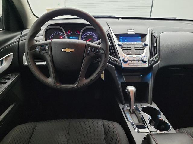 Photo of 2015 Silver Chevrolet Equinox