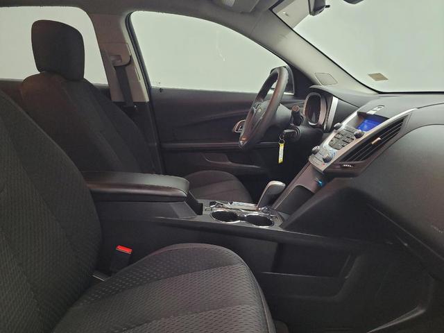 Photo of 2015 Silver Chevrolet Equinox