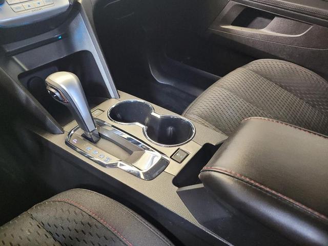 Photo of 2015 Silver Chevrolet Equinox