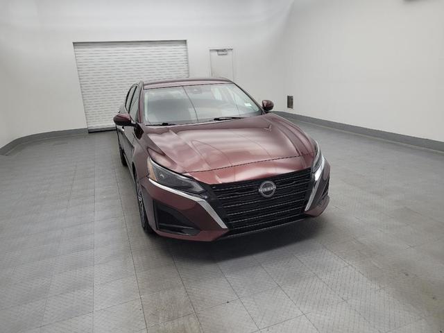 Photo of 2023 Red Nissan Altima