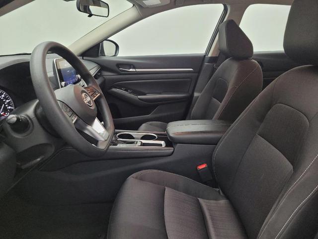 Photo of 2023 Red Nissan Altima