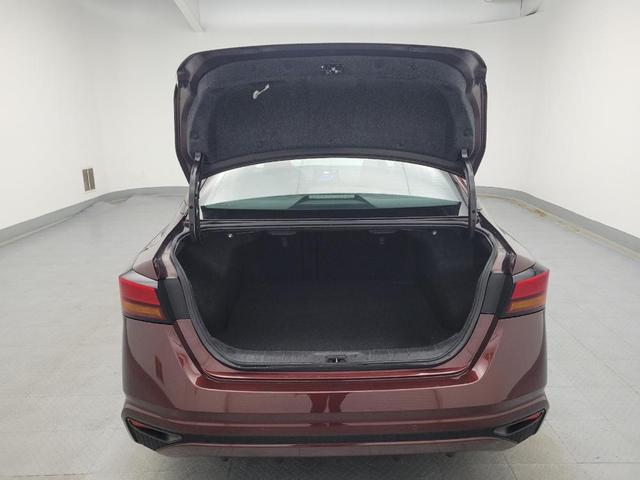 Photo of 2023 Red Nissan Altima