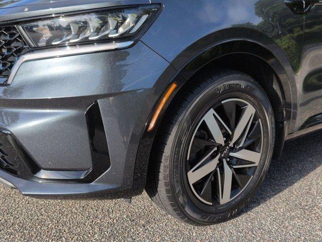 Photo of 2022 Gray Kia Sorento
