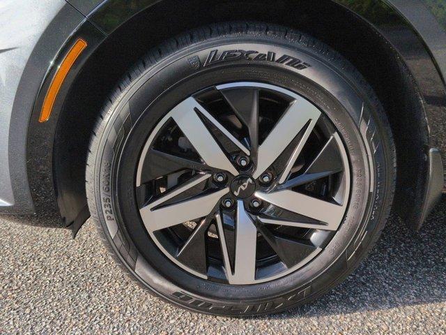 Photo of 2022 Gray Kia Sorento