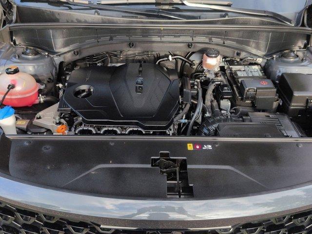 Photo of 2022 Gray Kia Sorento